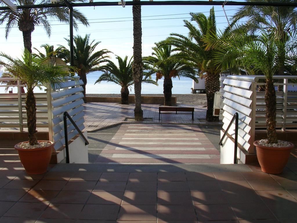 Hotel Neptuno San Pedro del Pinatar Exterior foto