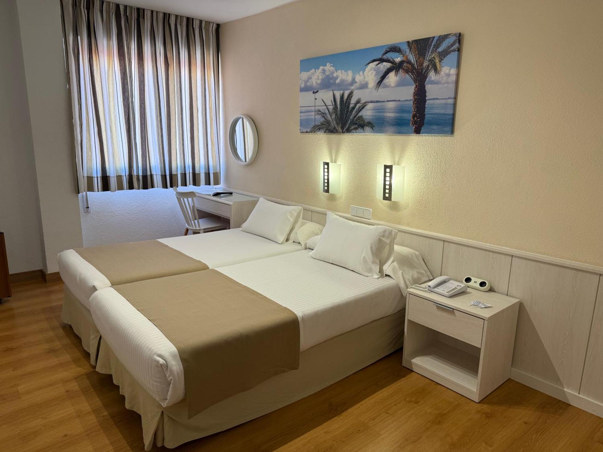 Hotel Neptuno San Pedro del Pinatar Zimmer foto